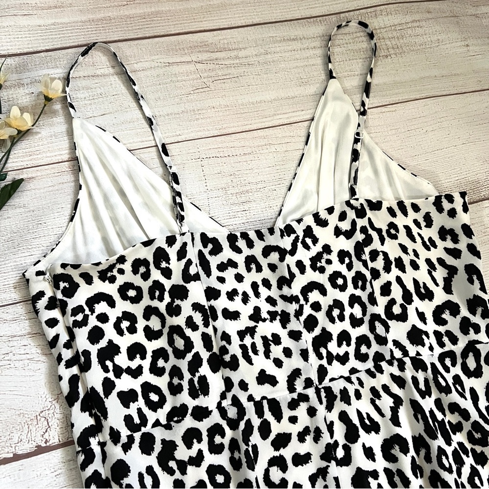 Express V-Neck Animal Print Mini Dress - Picture 10 of 16